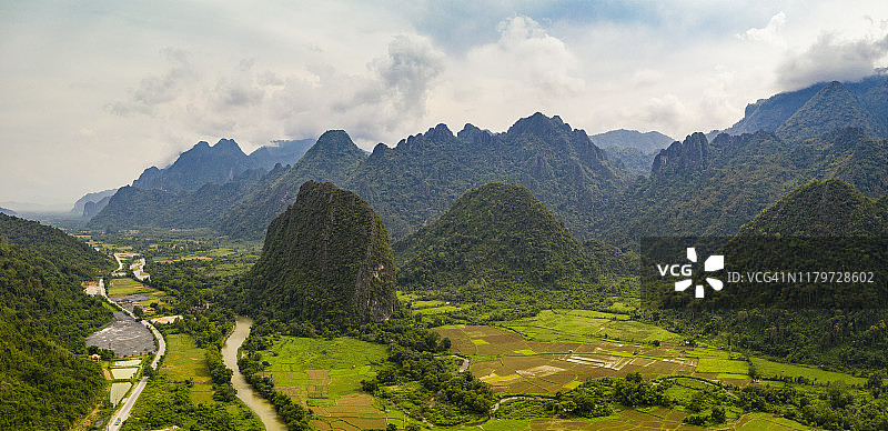 老挝万荣帕唐鸟瞰图图片素材
