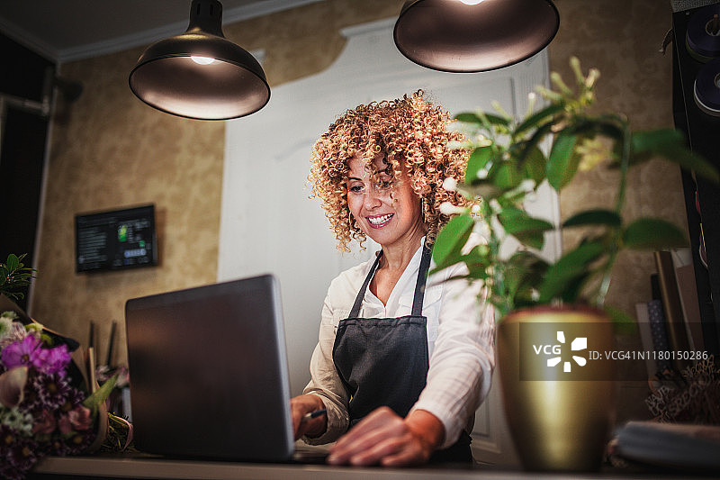 花店业务与女店主图片素材
