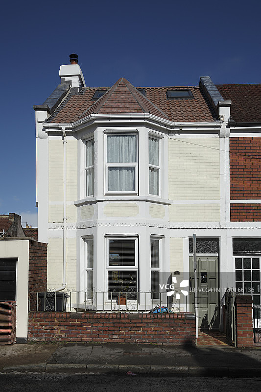 维多利亚时期：布里斯托尔南部典型的排屋尽头图片素材