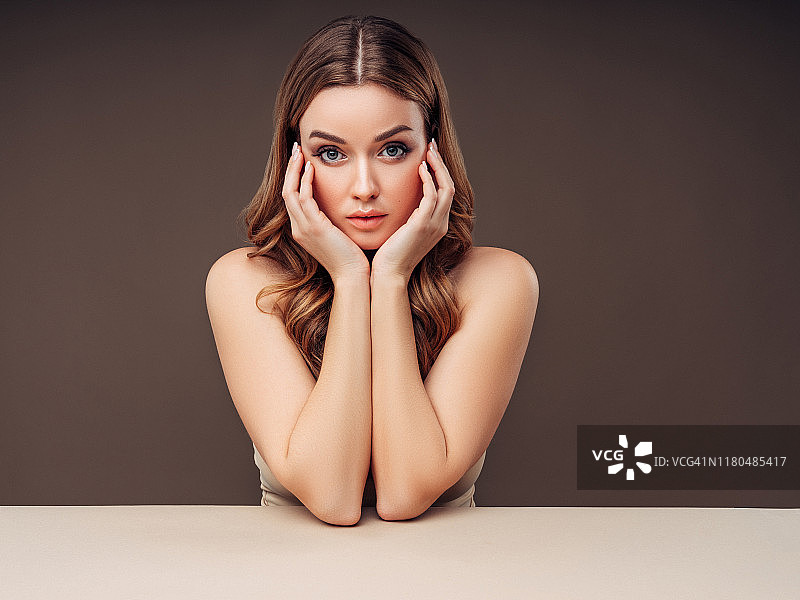 漂亮的女人图片素材