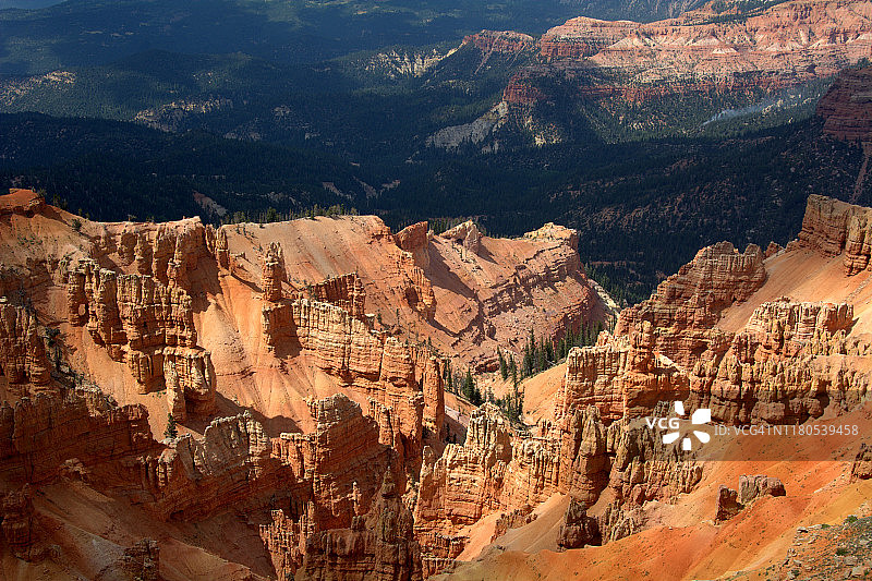 雪松打破国家纪念碑图片素材