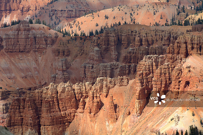 雪松打破国家纪念碑图片素材