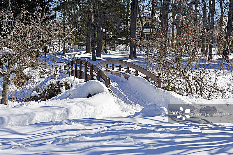 2014年2月9日当周多次降雪后在纽约州北城堡镇Wampus Brook公园拍摄的照片。拍摄于2014年2月17日星期一。图片素材