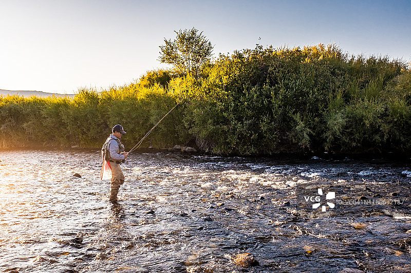 欧元若虫钓鱼人图片素材