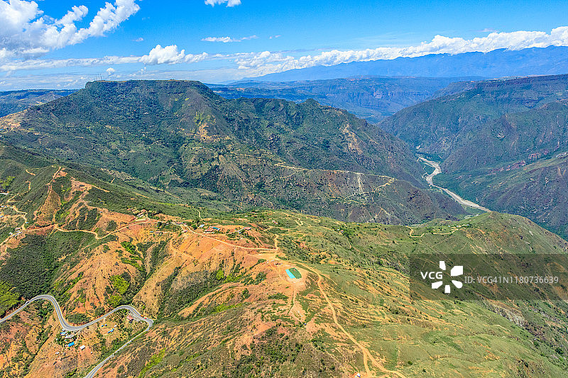 奇卡莫查峡谷滑翔伞图片素材