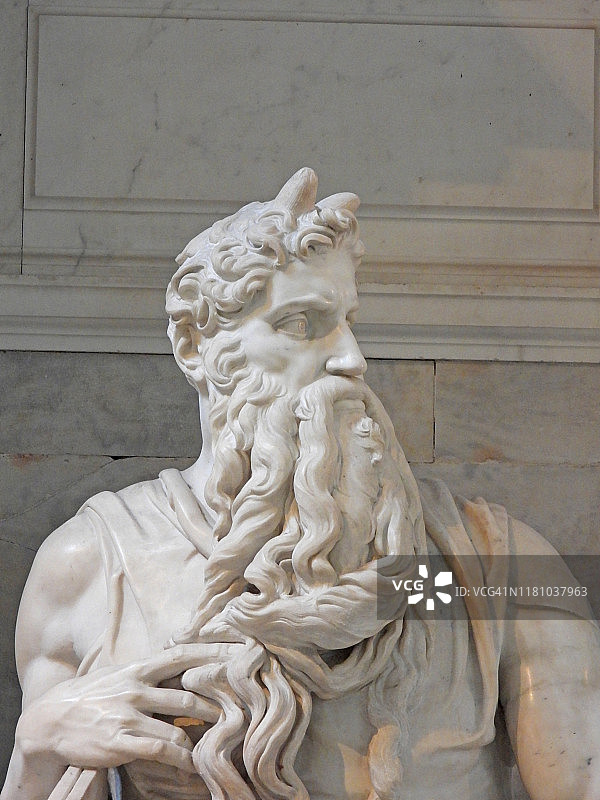 米开朗基罗的摩西雕像图片素材