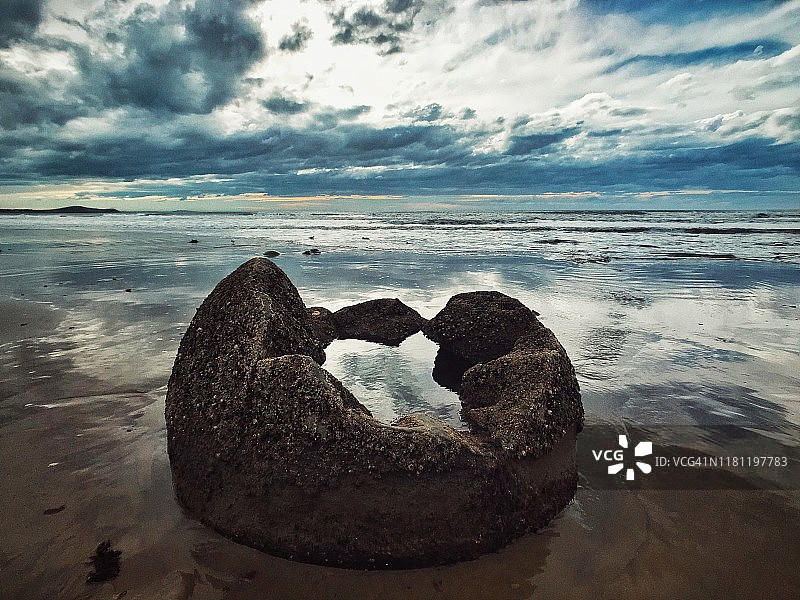 新西兰摩拉基巨石图片素材