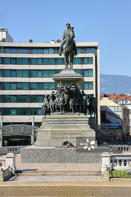 保加利亚索非亚的俄罗斯沙皇亚历山大二世解放者纪念碑图片素材