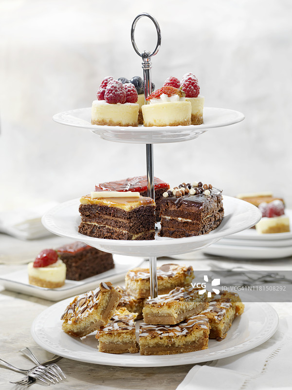 下午茶三层甜点架图片素材