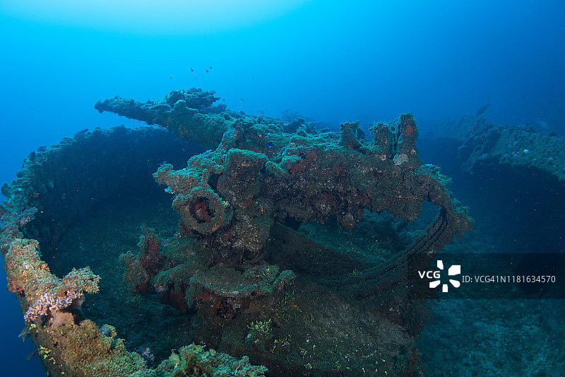 比基尼环礁马绍尔群岛水下的萨拉托加号航空母舰图片素材