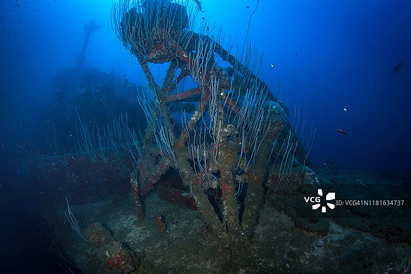 十字路口行动中位于马绍尔群岛比基尼环礁水下的拉姆森号战舰图片素材