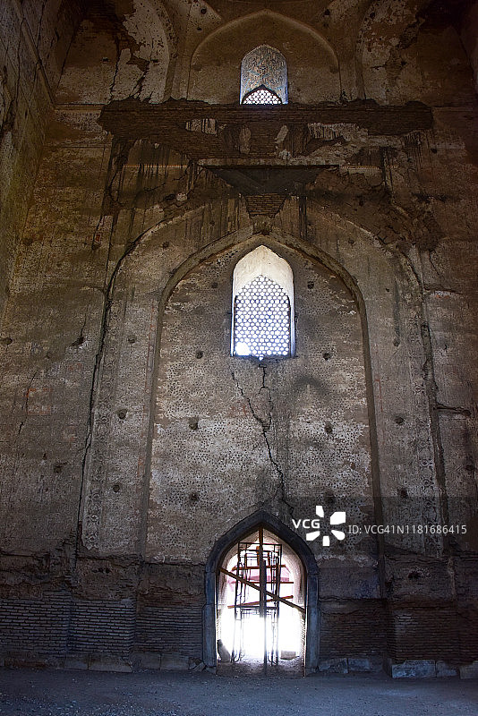 比比·哈尼姆清真寺的室内废墟图片素材