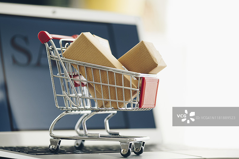 购物与配送概念图片素材