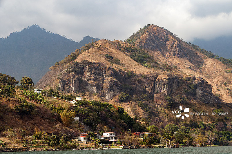 从阿蒂特兰湖看圣巴勃罗拉拉古纳图片素材