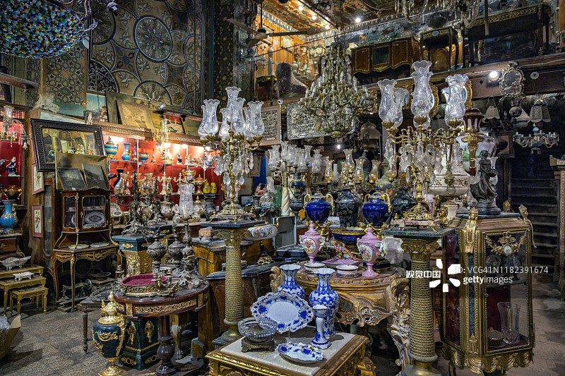 汗·哈利利集市的古董店，埃及开罗图片素材