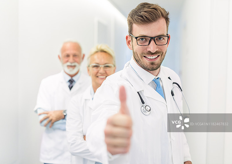 医生团队竭诚为您服务图片素材