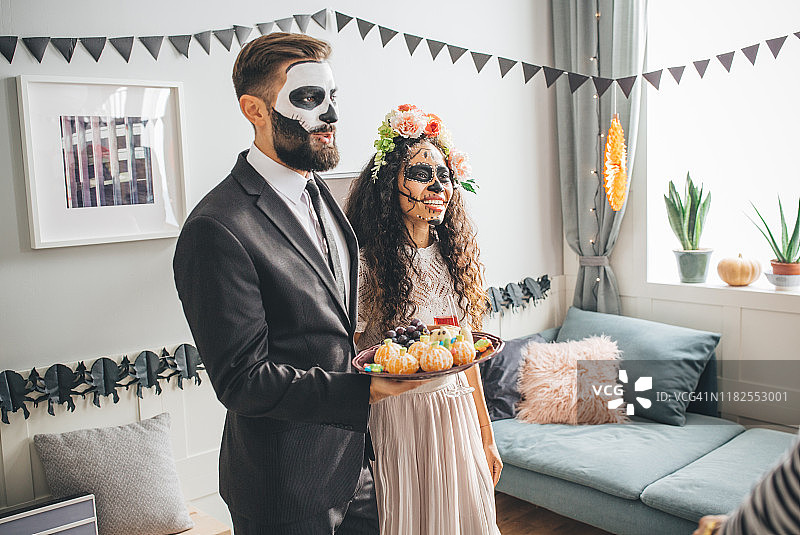 万圣节情侣合影图片素材