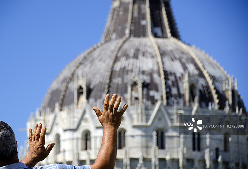 比萨大教堂建筑图片素材