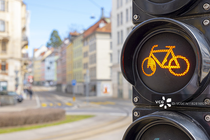 城市自行车交通信号灯图片素材
