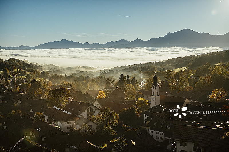 德国巴伐利亚州Bad Kohlgrub的宁静风景图片素材