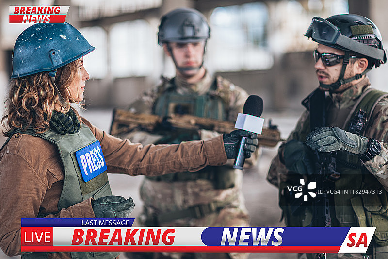 战区记者报道图片素材