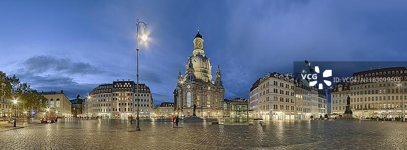 德国德累斯顿圣母教堂夜景图片素材