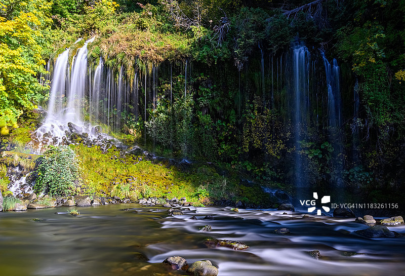 莫斯布雷瀑布图片素材
