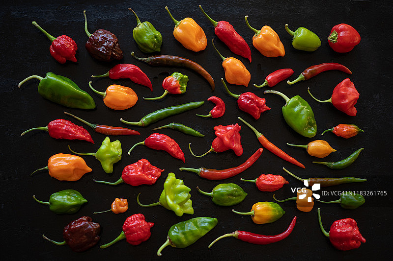 一桌红辣椒航拍照片图片素材