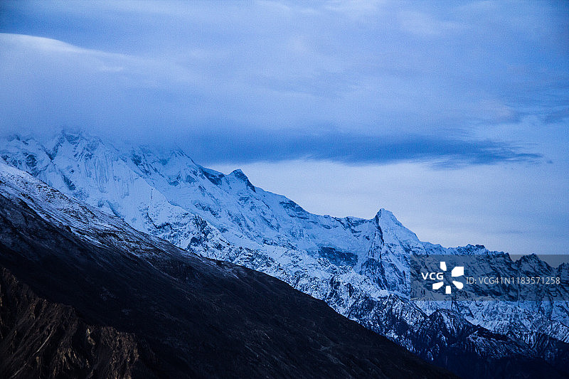 山中的魔法图片素材