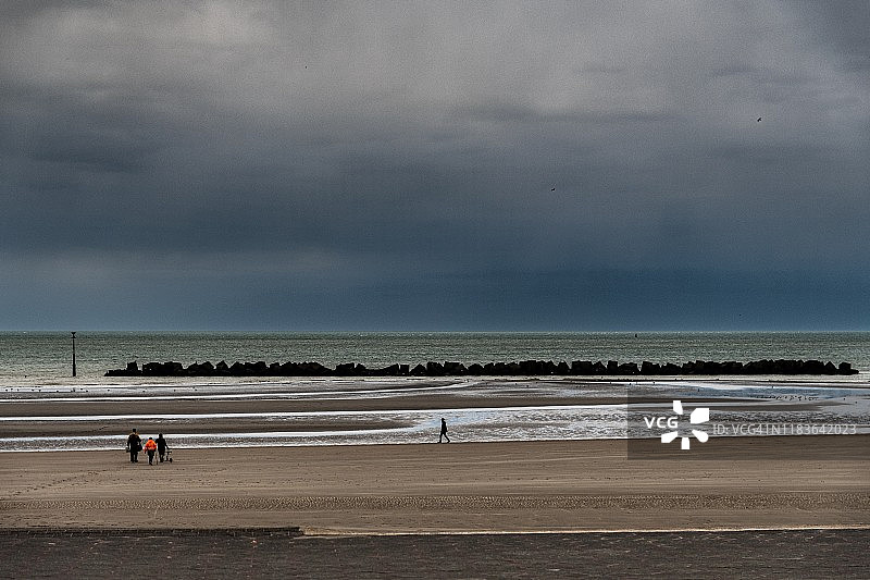 敦刻尔克海滩图片素材