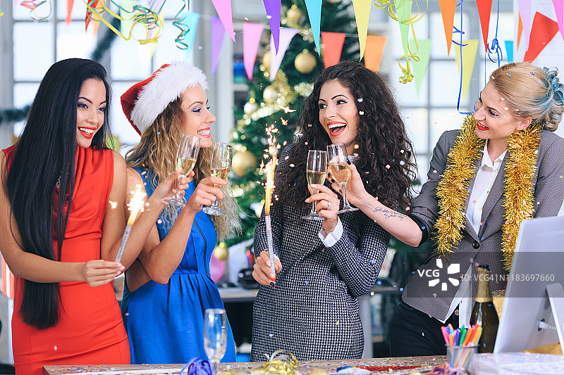 新年办公室派对图片素材