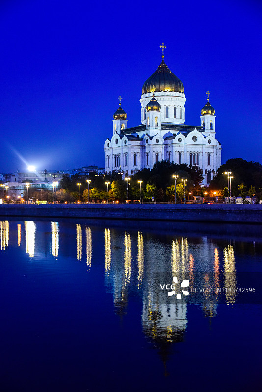莫斯科河中救世主大教堂的倒影图片素材