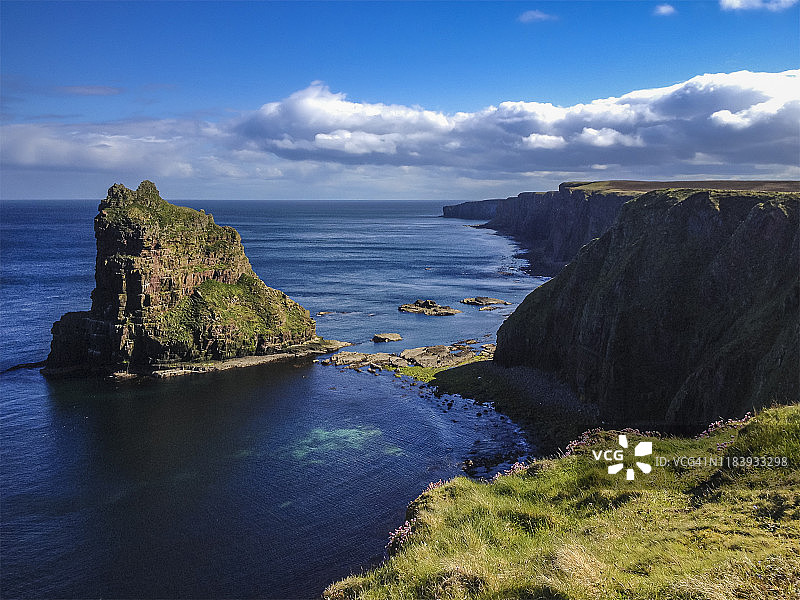 苏格兰高地邓肯斯比角岩柱图片素材