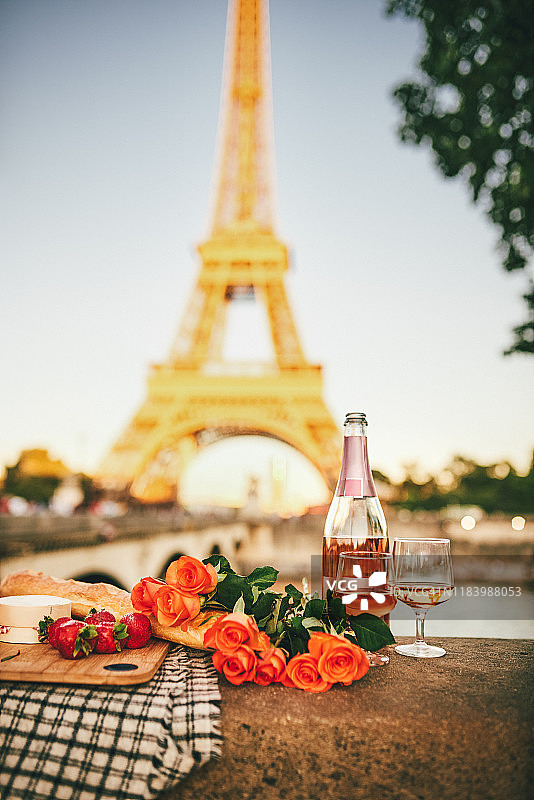 来体验浪漫的真谛图片素材