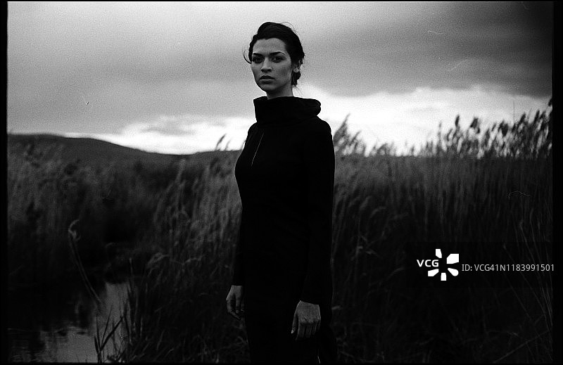 女孩的肖像图片素材