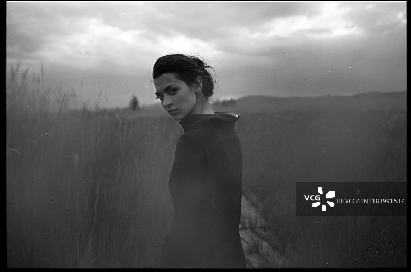 女孩的肖像图片素材