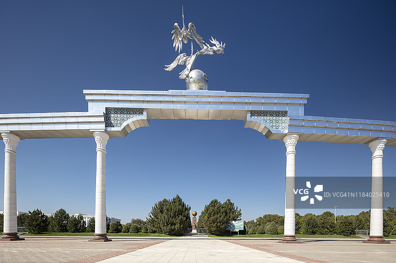 塔什干独立广场，乌兹别克斯坦图片素材