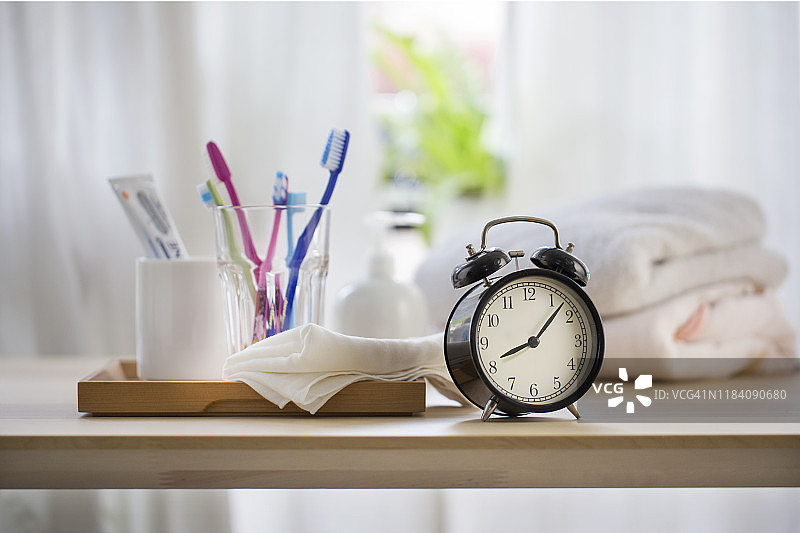 家庭早晨时光日常用品图片素材