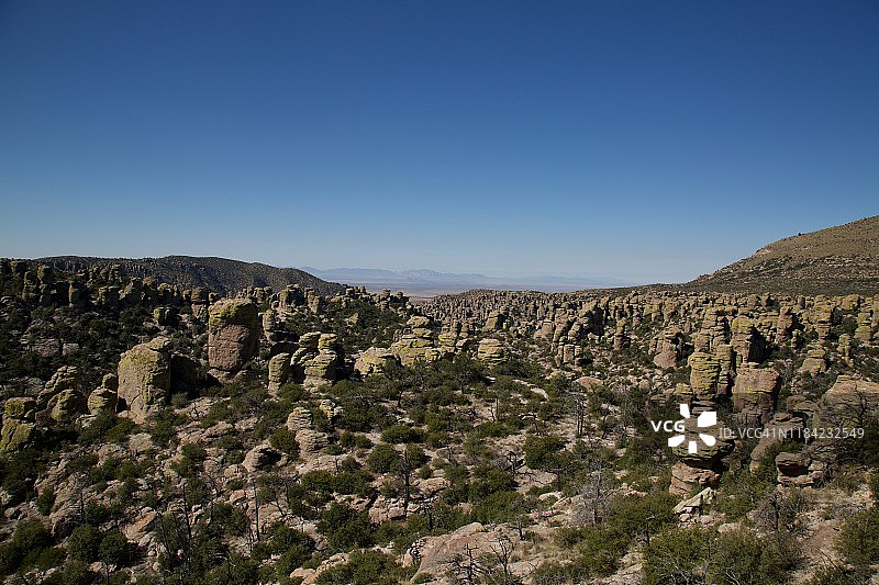 流纹岩石峰图片素材