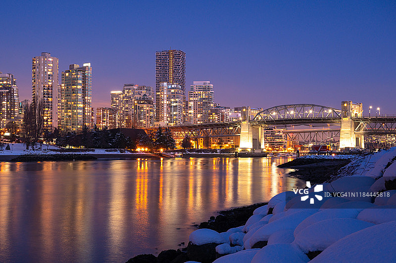 温哥华城市雪景图片素材
