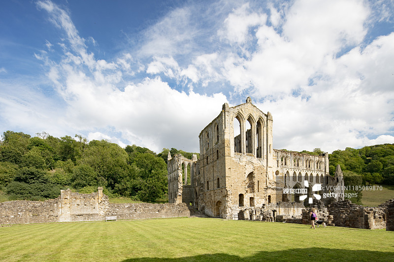 英格兰约克郡里沃西多会修道院遗址图片素材