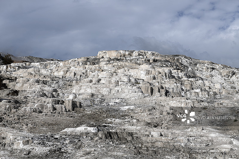 黄石公园的猛犸温泉图片素材