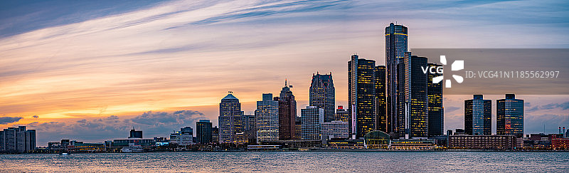 密歇根底特律黄昏天际线图片素材