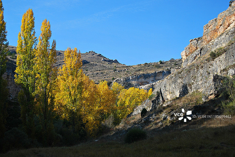 杜拉顿河峡谷，塞哥维亚图片素材