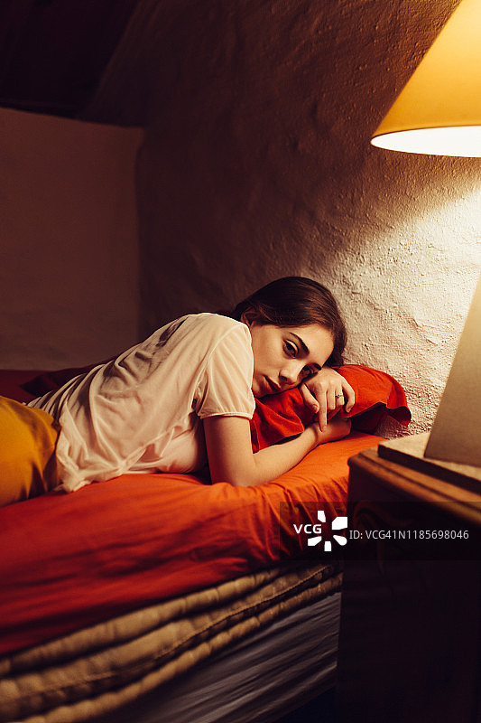 年轻性感女人的时尚照片图片素材