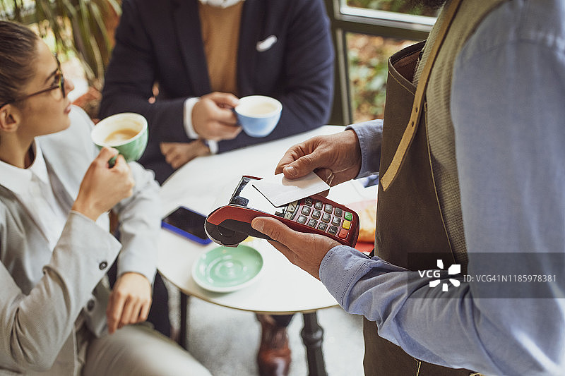 非接触式信用卡支付图片素材