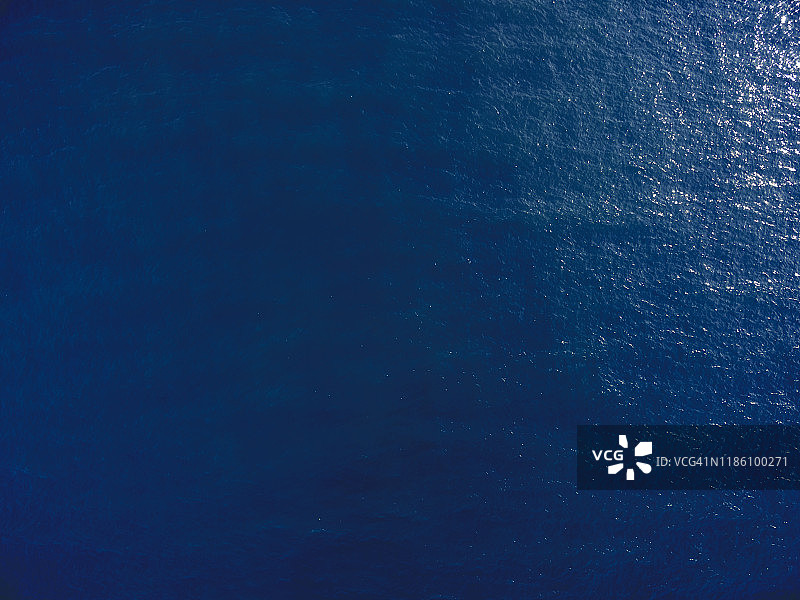 蓝色海面图片素材
