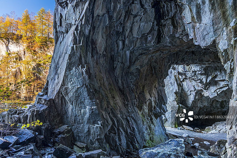 英格兰湖区采石场秋季风光图片素材