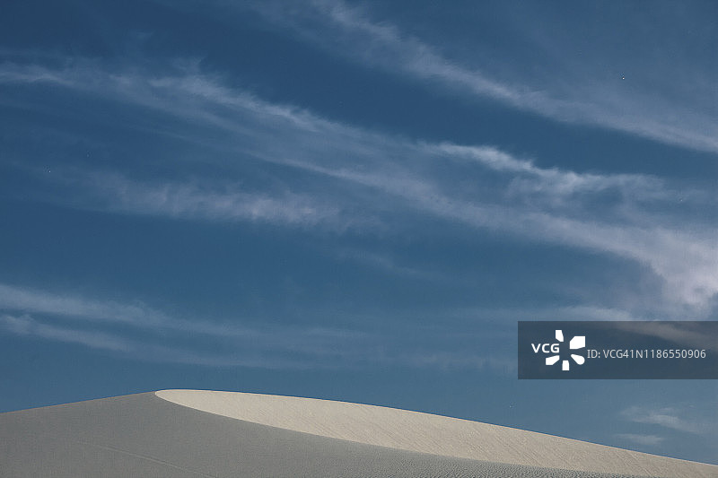 热里科科拉海滩沙丘的低角度景观图片素材