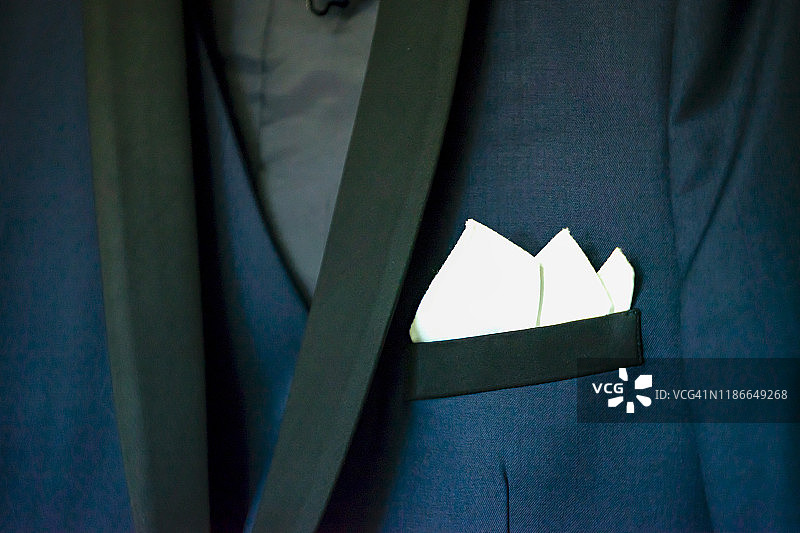 男士西装驳头特写图片素材